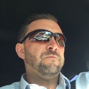 Meet your Posher, Brett